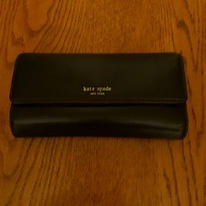 Kate Spade never used brown leather wallet